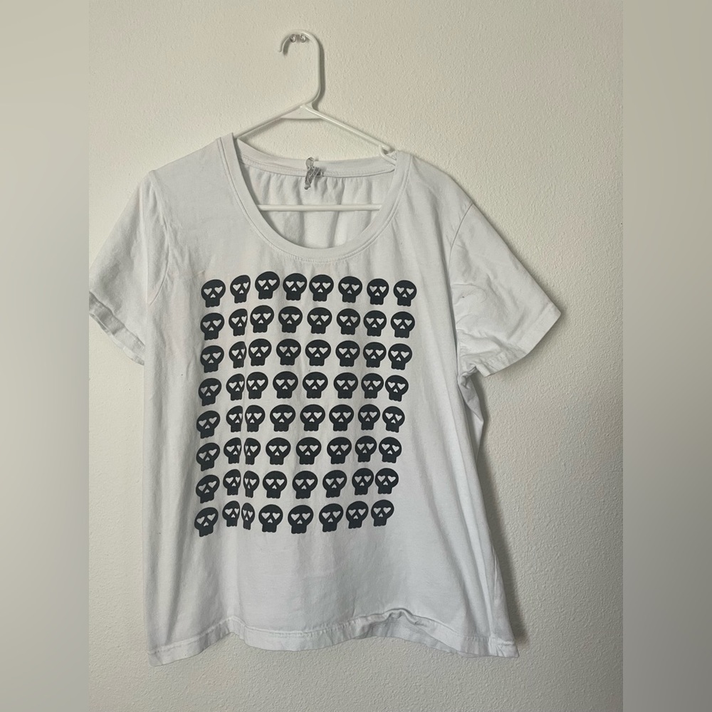 11 Shirts - Picture 4 of 11